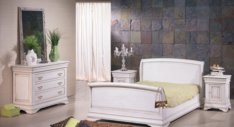 meubles en bois massif: chambre complète lit armoire commode chevets en chêne blanchi